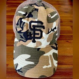 San Francisco Giants Camouflage SnapBack Trucker Hat SGA New